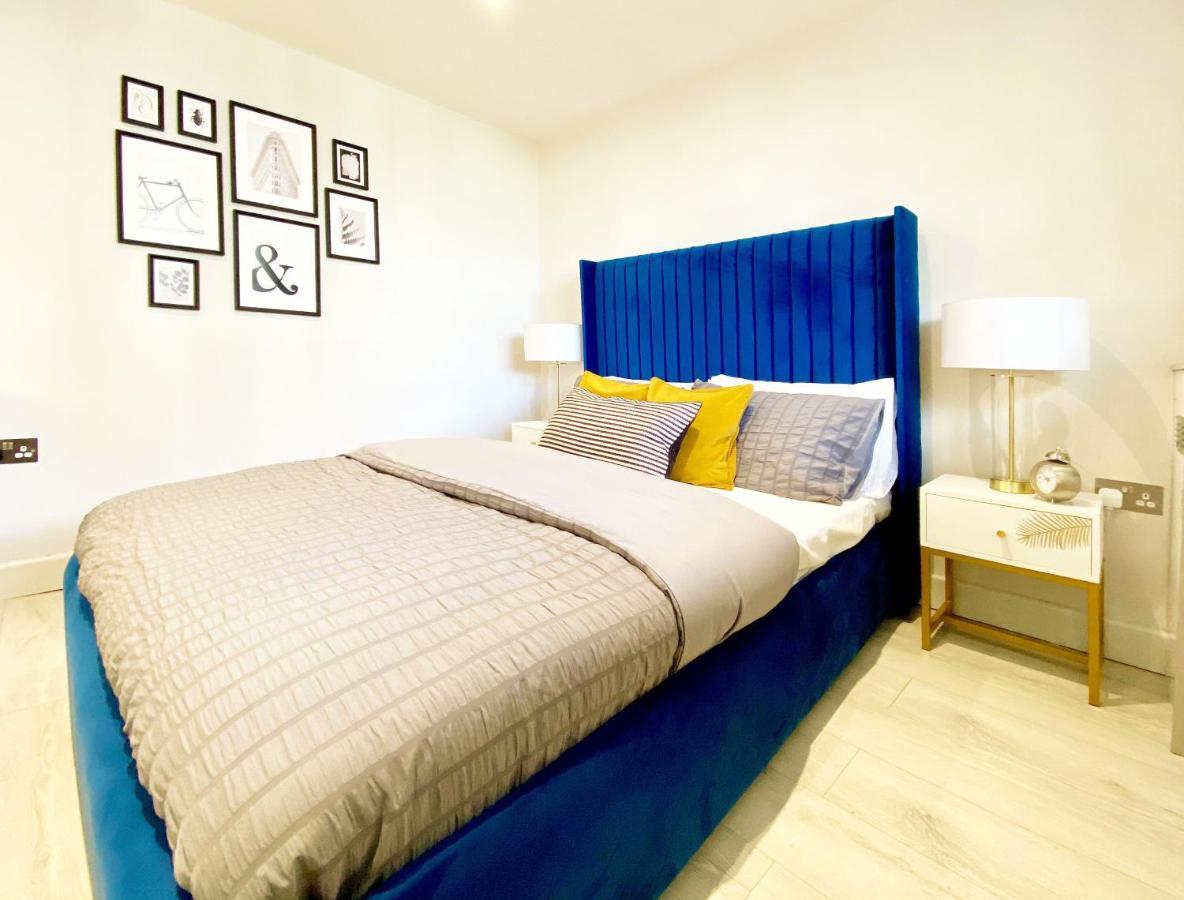 Perfect Central Location- 5 Minutes From Tower Bridge ! 8 Minutes Walk From Tube 런던 외부 사진