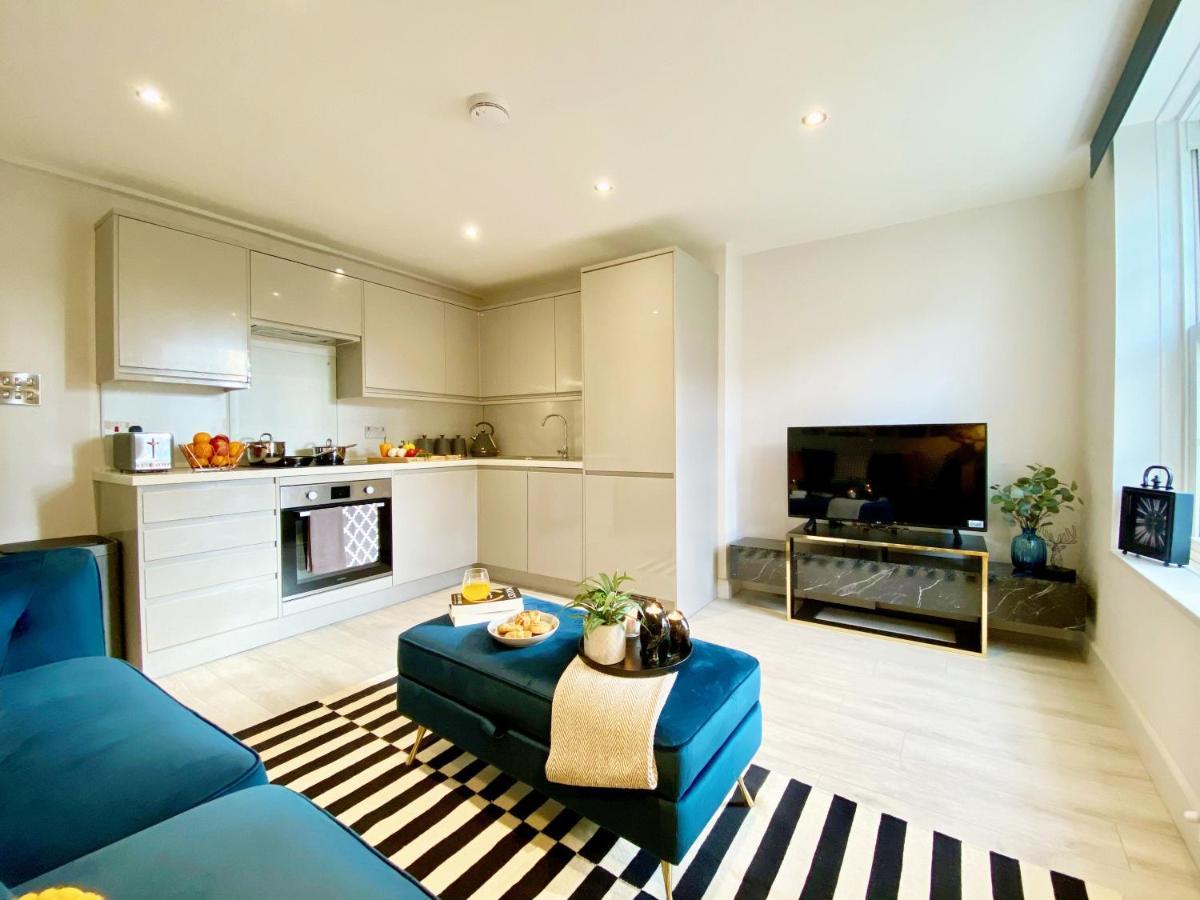 Perfect Central Location- 5 Minutes From Tower Bridge ! 8 Minutes Walk From Tube 런던 외부 사진