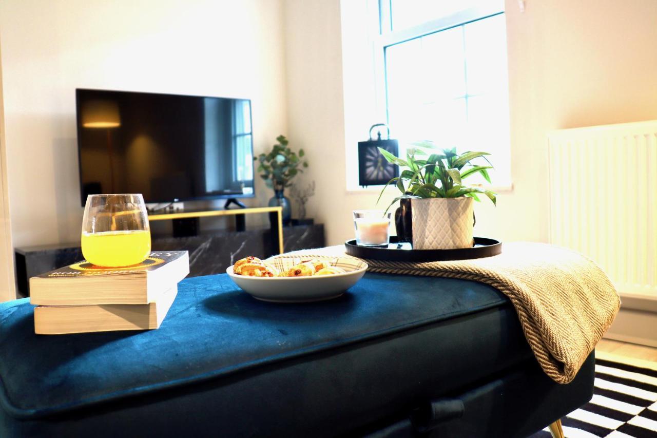 Perfect Central Location- 5 Minutes From Tower Bridge ! 8 Minutes Walk From Tube 런던 외부 사진